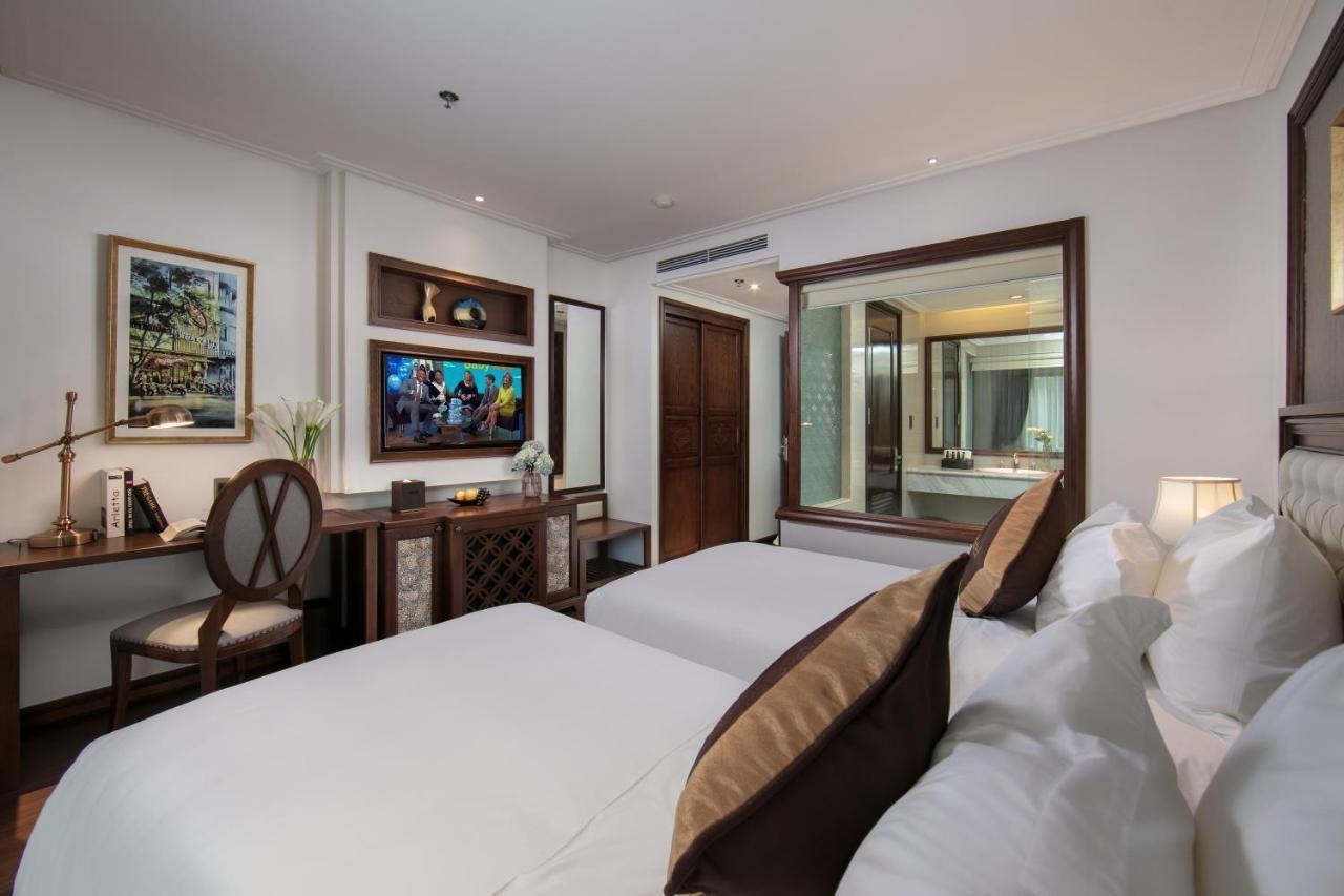 The Q Hotel Hanoi Buitenkant foto